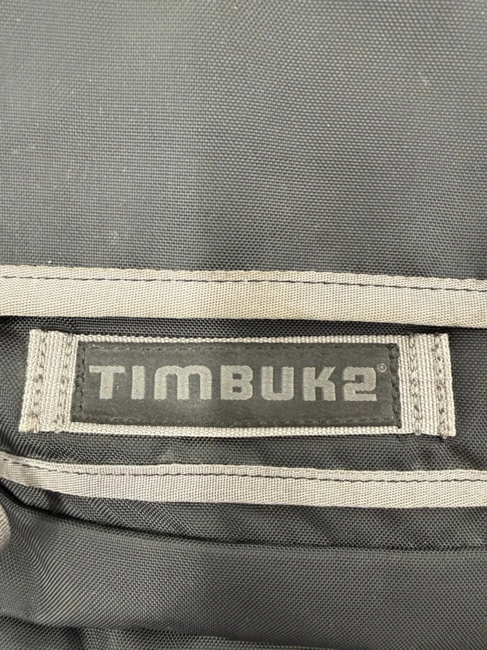 Timbuk2 Black Messenger Bag Unisex Travel Commute Work School Crossbody